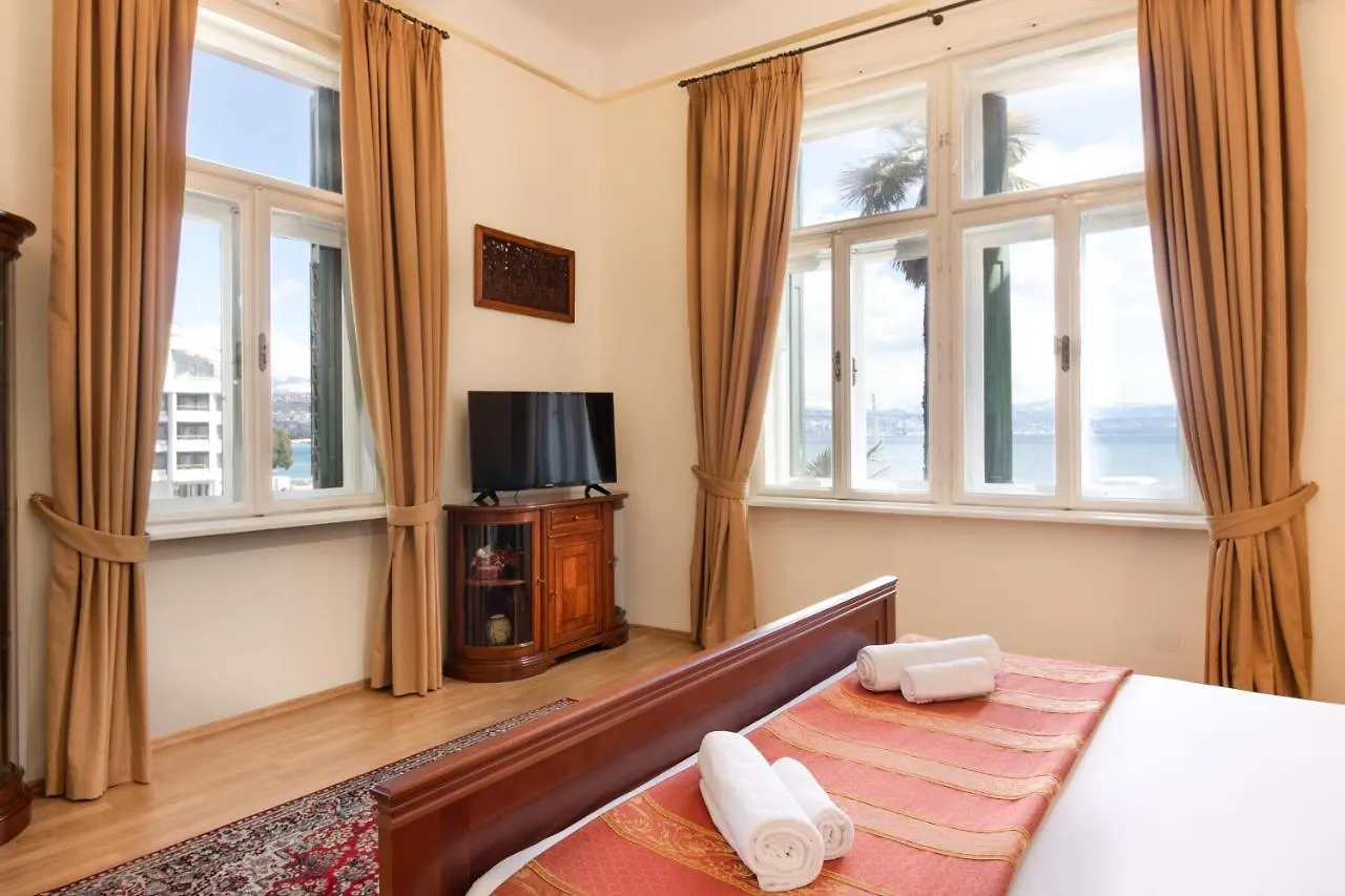 Apartment Villa Regaly With Sea View And Free Parking Abbázia